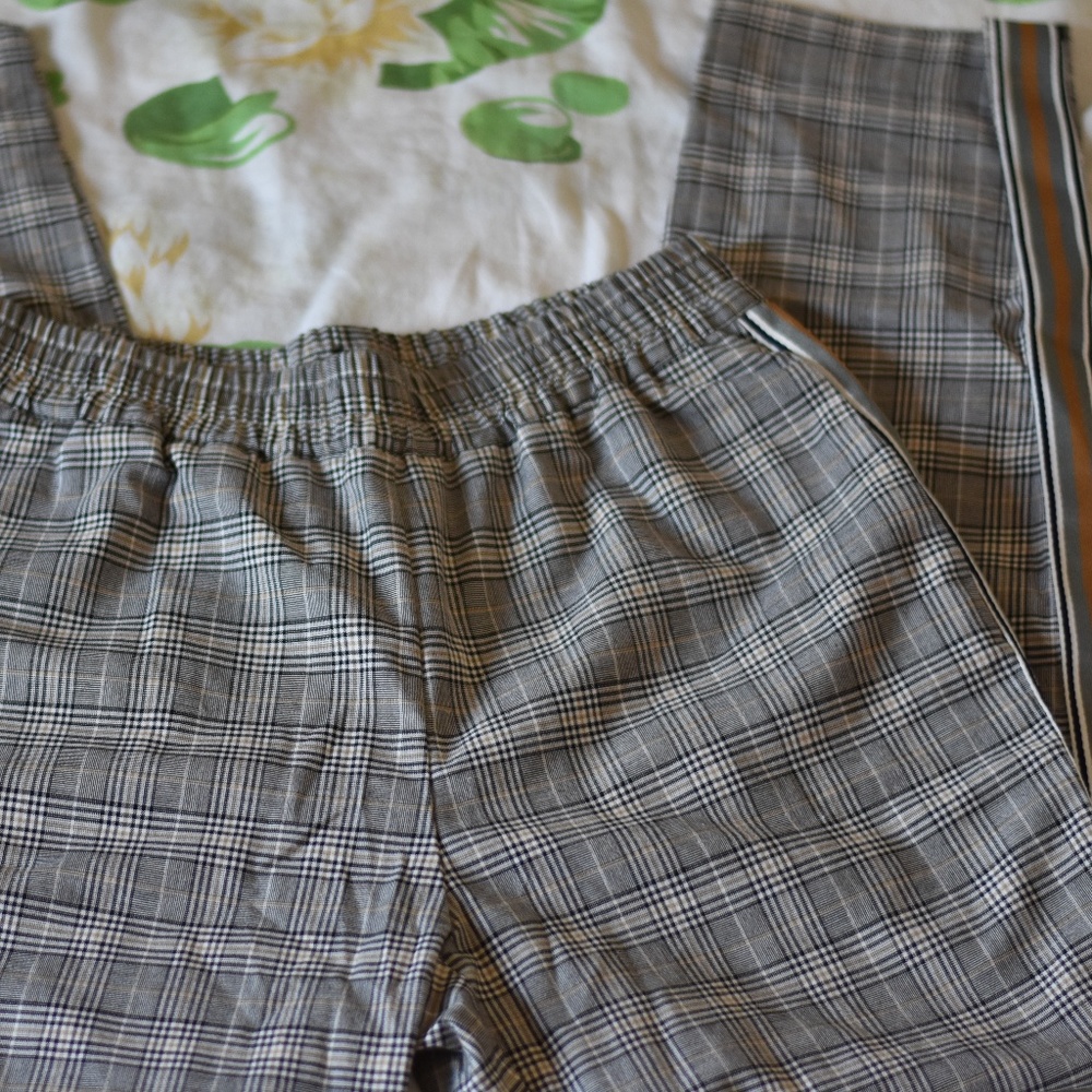 Plaid Trousers with stripe detailing down the side